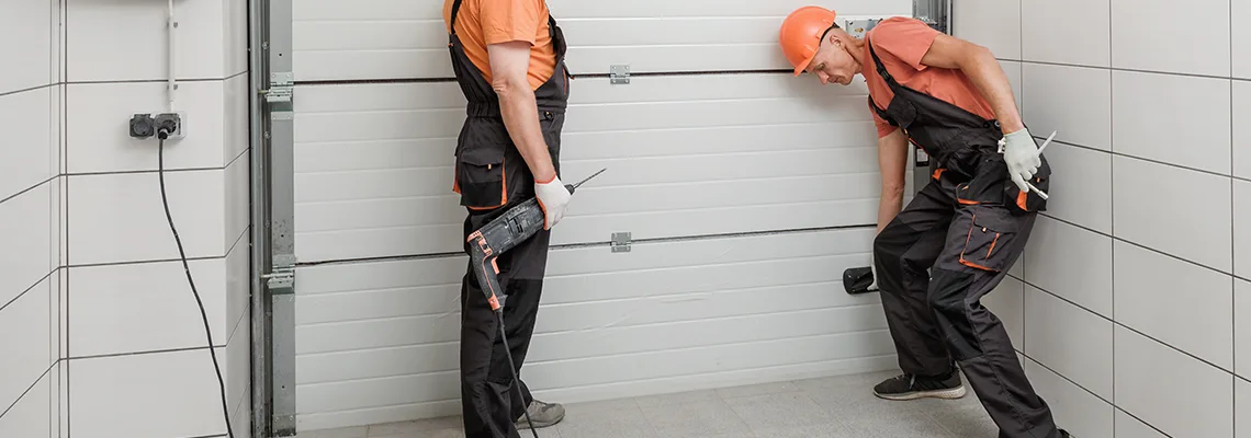 Fix Commercial Garage Door Issues in Newmarket, Ontario